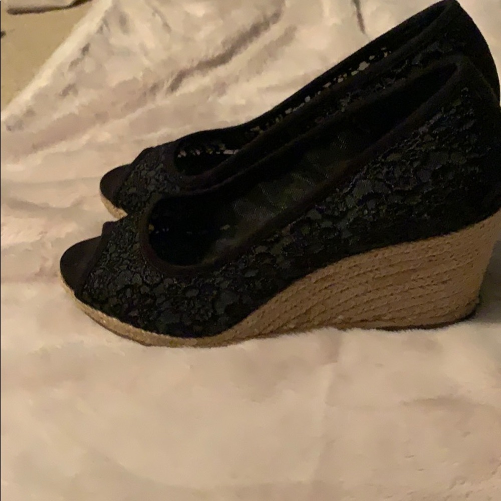 Black Peep toe wedge espadrille